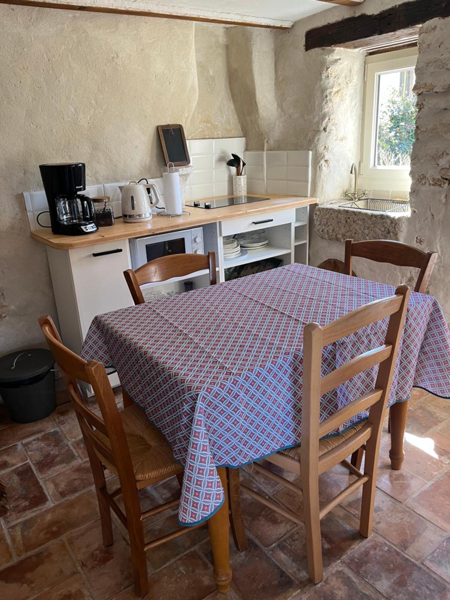 Cabanon Entoure De Montagnes Et D'Oliviers Villa นียงส์ ภายนอก รูปภาพ